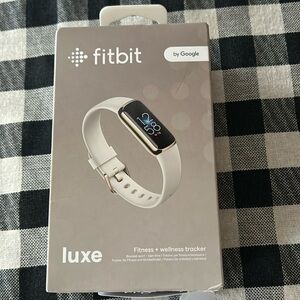 Fitbit Luxe
